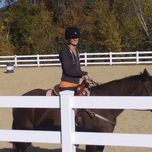 Meet your Posher, Ashley